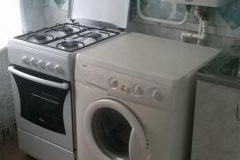 Продам трехкомнатную вторичку 56.0 м² этаж 1/5 город Таганрог Западный улица Калинина 105